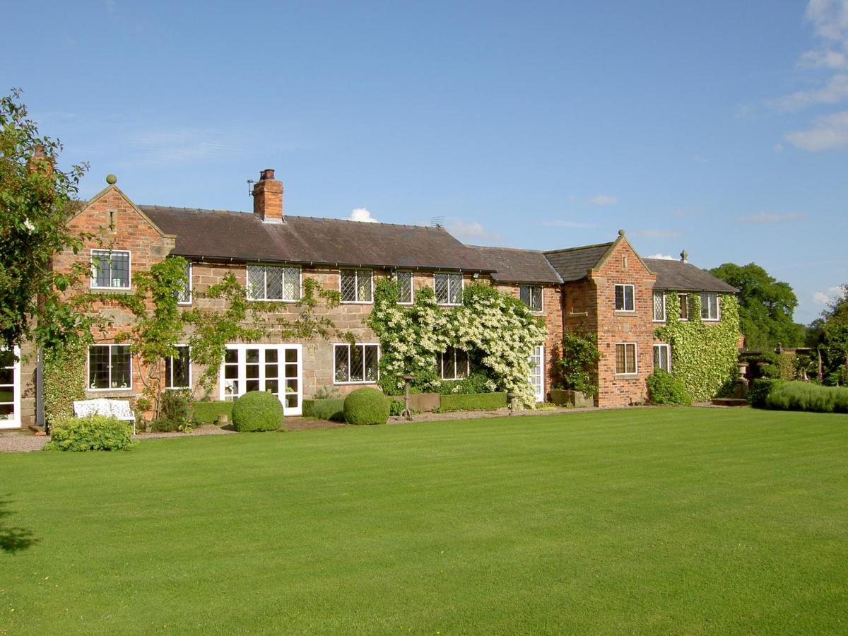 Bed and Breakfast Manor Farm Egerton Malpas  Exterior foto